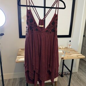 Spirit Maroon Backless Dress with Floral Accents NWOT